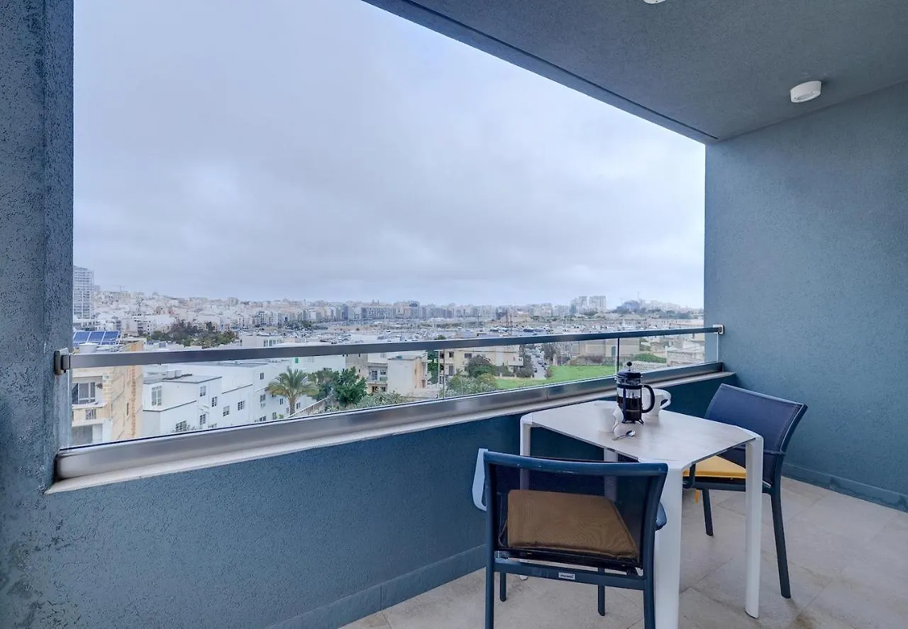 Stunning Apartment In A Central Location With Views Ta Xbiex